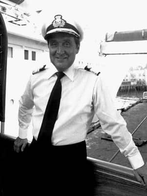 Patrick Macnee dead?