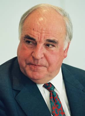 Helmut Kohl dead?
