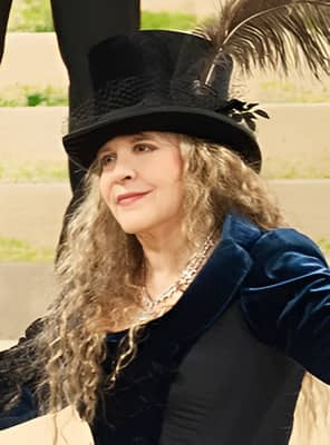 Stevie Nicks dead?