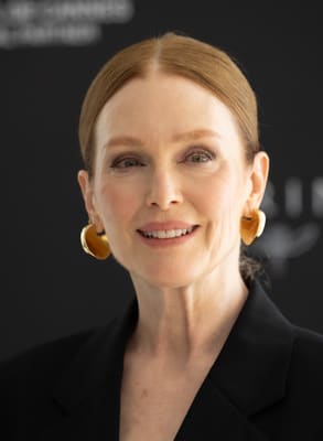Julianne Moore dead?