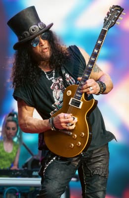 Slash (musician) dead?