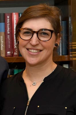 Mayim Bialik dead?