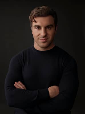 Brian Chesky dead?