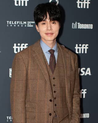 Lee Dong-wook dead?