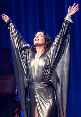 Jessie Ware dead?