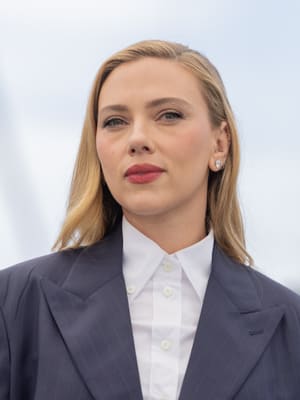 Scarlett Johansson dead?