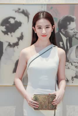 Liu Yifei dead?