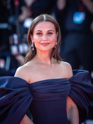 Alicia Vikander dead?