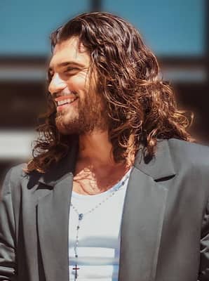Can Yaman dead?
