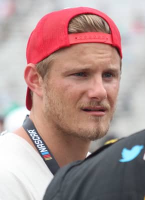 Alexander Ludwig dead?