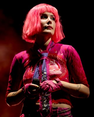 Halsey (singer) dead?