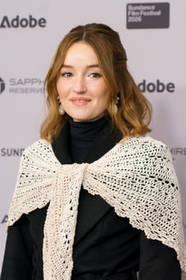 Kaitlyn Dever dead?