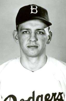 Rod Miller, American baseball player, died on November 8, 2013
