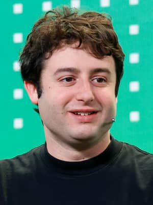 Dylan Field dead?