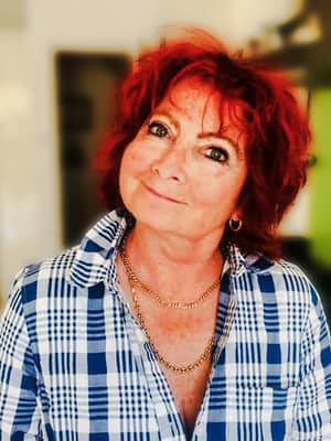 Triona Holden, artist, journalist, former BBC presenter and correspondent, died on August 29, 2026