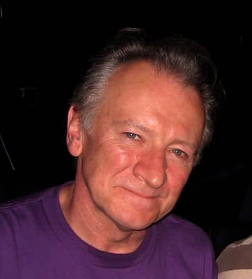Dónal Lunny, Irish folk musician, died on October 23, 2026