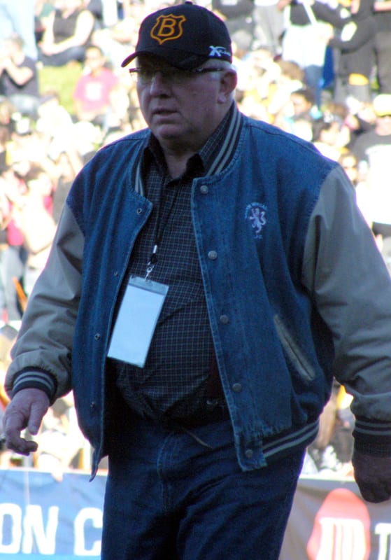 Garry Leo