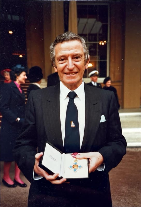 Harold Ellis (surgeon)
