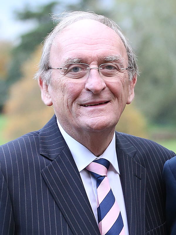 Seán Barrett