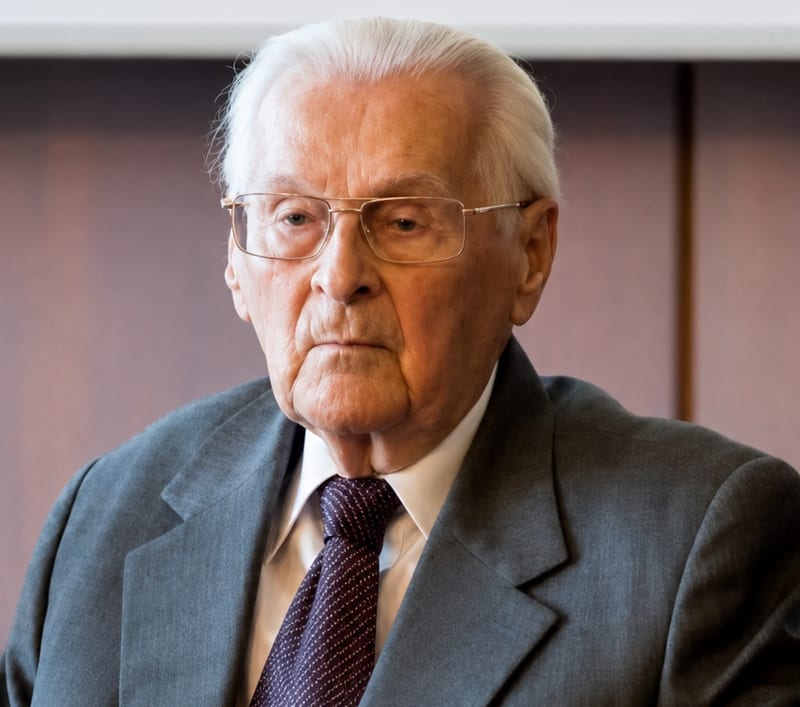 István Nász, Hungarian bacteriologist, died on June 16, 2026