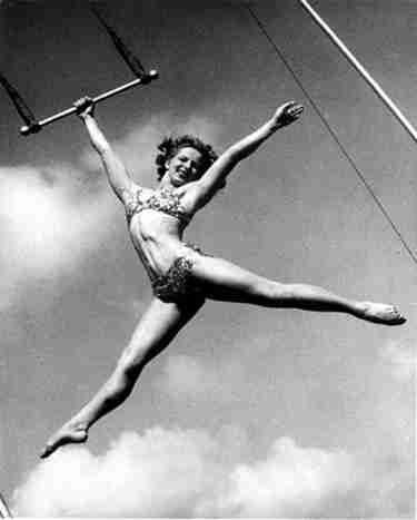 La Norma Fox, Danish-born American aerialist, died on August 8, 2026